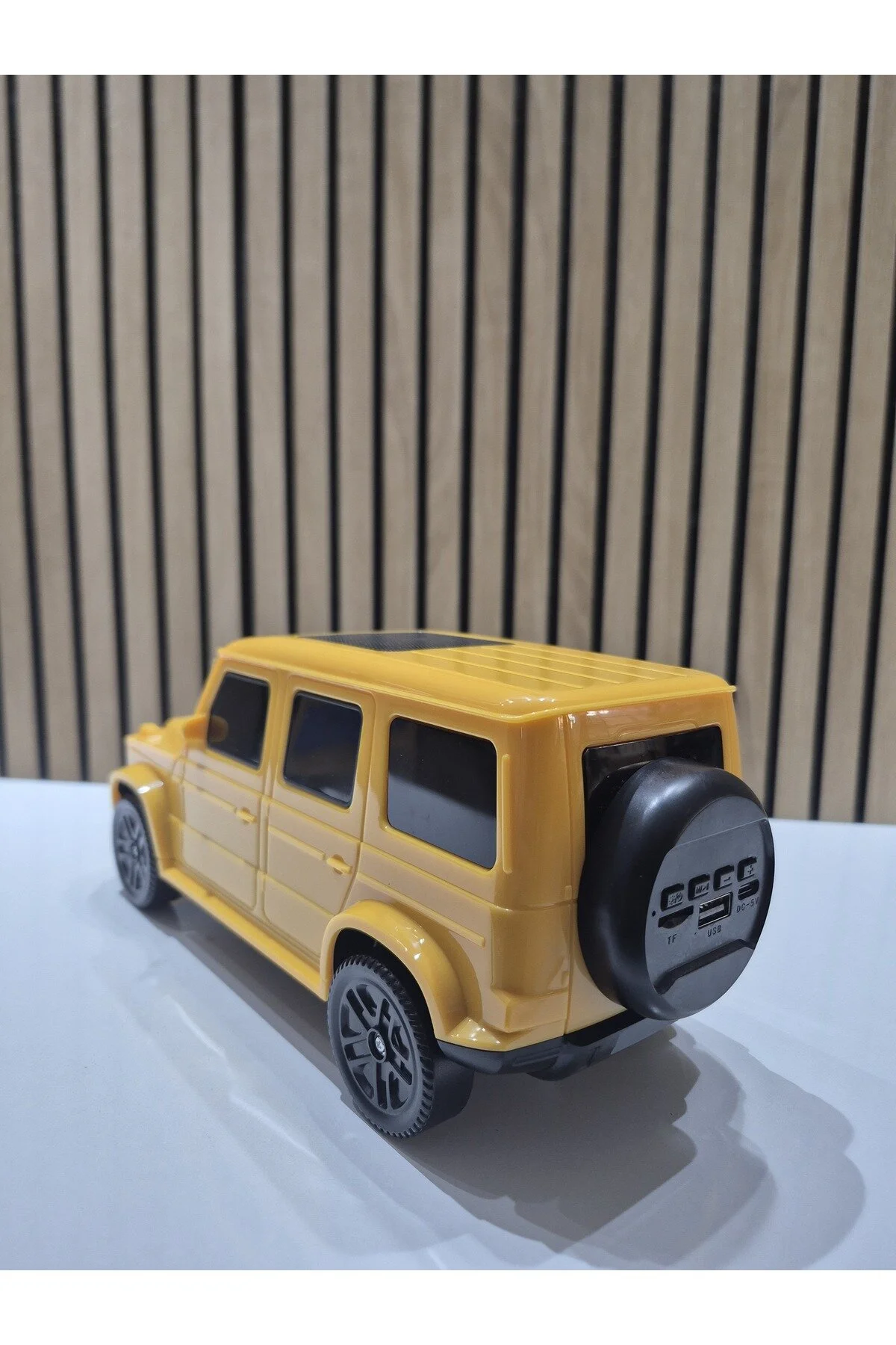 Rt-1977 Sarı Yellow Arabalı Bluetooth Fm-usb-tf-aux Şarjlı Nostaljik Radyo
