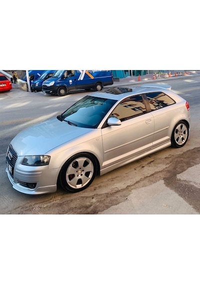 Audi A3 8p Tek Kapı Marşpiyel Fiberglass Boyasız