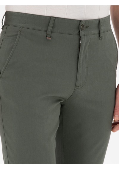Cacharel Yeşil Slim Fit Dokulu Pamuk Karışımlı Kanvas Pantolon Yesıl