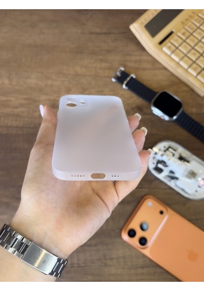 İphone 12 Uyumlu Süper İnce Mat Ultra Thin Silikon Kılıf Beyaz