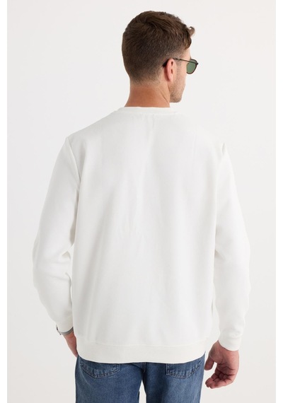 Tudors Unisex Oversize Geniş Kesim Pamuklu Yumuşak Dokulu İçi Polarlı Baskılı Beyaz Sweatshirt-37298 Beyaz Tudors Unisex Oversize Geniş Kesim Pamuklu Yumuşak Dokulu İçi Polarlı Baskılı Beyaz Sweatshirt-37298 Beyaz
