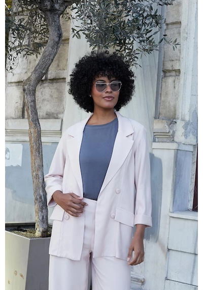 Kadın İpeksi Dokulu Modal Kumaş Yakalı Cep Kapaklı Oversize Salaş Blazer Ceket-pudra Pudra Kadın İpeksi Dokulu Modal Kumaş Yakalı Cep Kapaklı Oversize Salaş Blazer Ceket-pudra Pudra