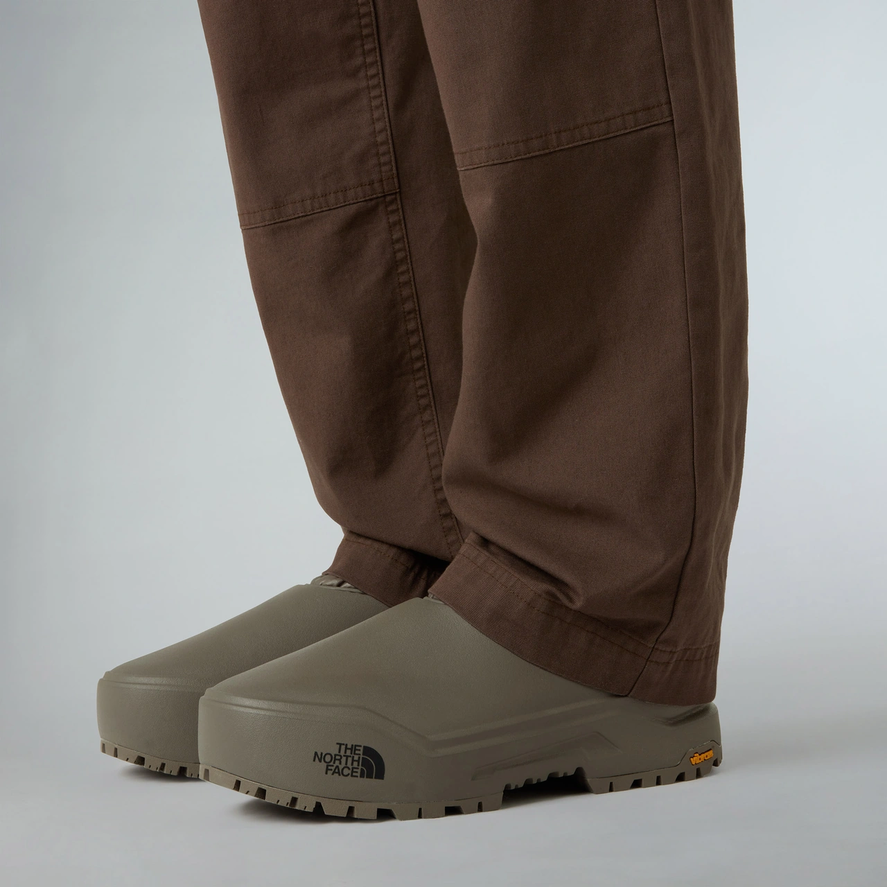The North Face Base Camp Su Geçirmez Mule Erkek Kahverengi Terlik Nf0a8d9gf611 Kahverengi