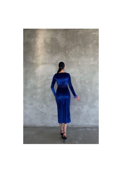 DefyModa Kadın Esnek Kadife Kumaş Degaje Yaka Yırtmaçlı Abiye Elbise Saks