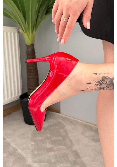 Preshley Kadın Adel Kırmızı Rugan 9 Cm İnce Topuklu Stiletto Kırmızı