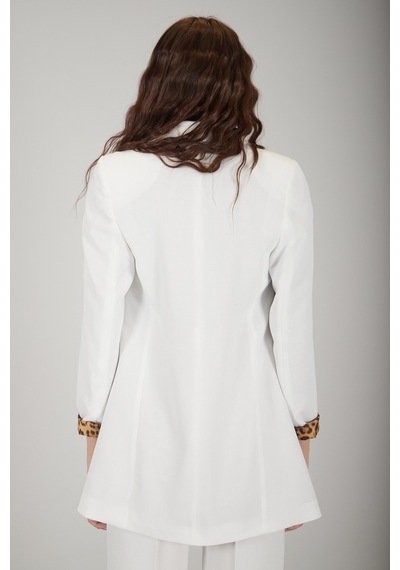 Ardanewline Feminist Ekru Leopar Astar Detaylı Krep Blazer Ceket 0105120.147 Bej