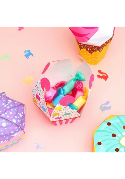 Uzay Desenli Cupcake - Hediye, Şeker Ve Kurabiye Sunum İkram Kutusu Mor - 20'li Paket