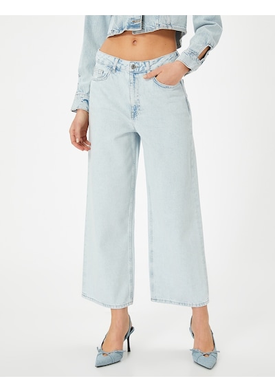 Koton Kısa Geniş Paça Kot Pantolon Standart Bel Cepli - Bianca Crop Wide Leg Jeans Bleach 4sal40326md Açık Mavi Koton Kısa Geniş Paça Kot Pantolon Standart Bel Cepli - Bianca Crop Wide Leg Jeans Bleach 4sal40326md Açık Mavi