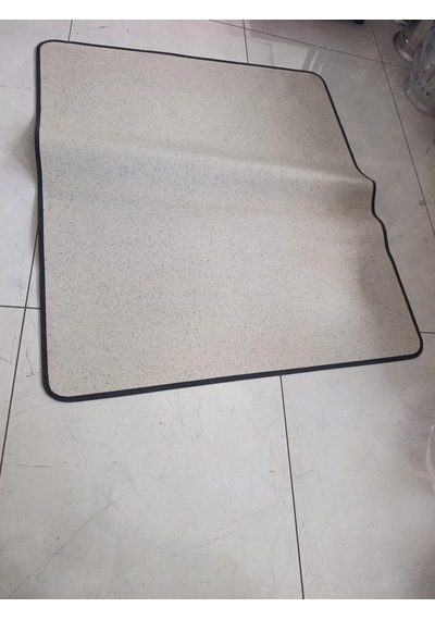 Nokta Desenli Dikili Soba Altı Muşamba 100 X 115 Cm Isı Koruyucu Soba Altı Örtüsü