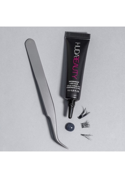 Huda Beauty Waterproof Kirpik Yapıştırıcı 7 G