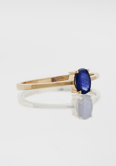 Oval Safir Tektaş Yüzük