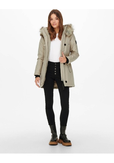 15213755 Only Onliris Fur Winter Parka Cc Otw Kadın Mont Crockery