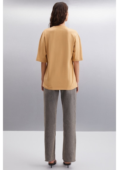 Ethıquet Malıka Kadın %100 Organik Pamuklu Şehir Tema Baskılı Oversize Bisiklet Yaka Bej T-shirt