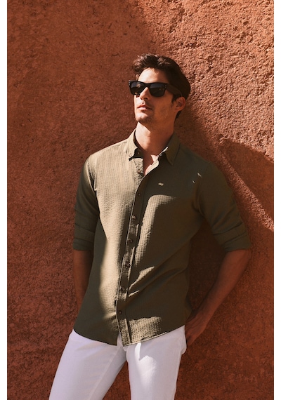 AC&Co / Altınyıldız Classics Erkek Hakı Slim Fit Dar Kesim Düğmeli Yaka %100 Pamuk Gömlek Haki AC&Co / Altınyıldız Classics Erkek Hakı Slim Fit Dar Kesim Düğmeli Yaka %100 Pamuk Gömlek Haki