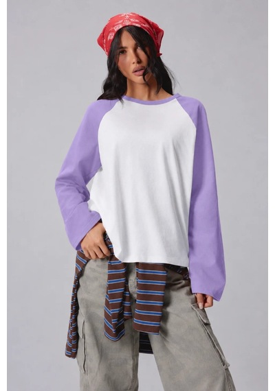 Cool Tarz Kadın Oversize Kontrast Kollu Raglan Bisiklet Yaka Düşük Omuzlu T-shirt Beyaz-mor Beyaz-mor Cool Tarz Kadın Oversize Kontrast Kollu Raglan Bisiklet Yaka Düşük Omuzlu T-shirt Beyaz-mor Beyaz-mor