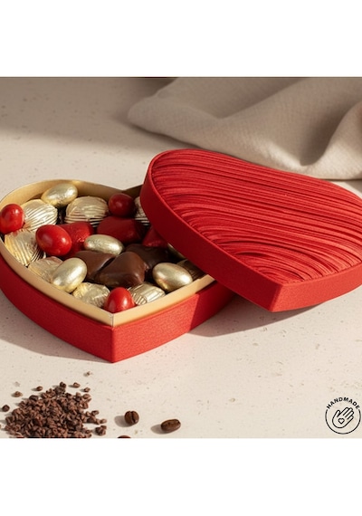 Spesiyal Kalp Kutu Sevgililer Günü Çikolatası 280 Gr.