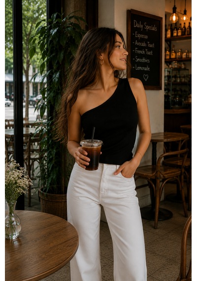 Feyece Siyah Tek Omuz Detaylı Kaşkorse Bluz Crop