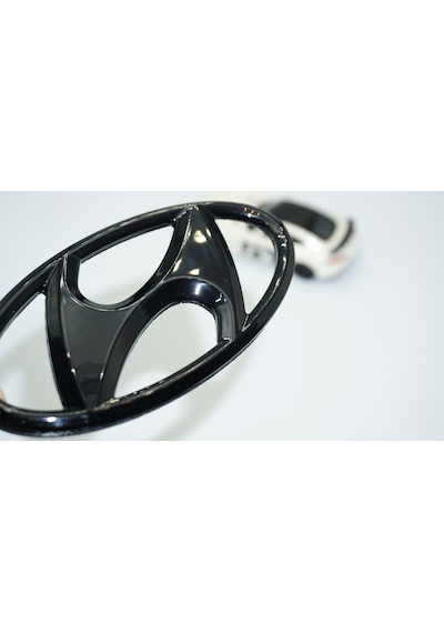 Dk Tuning İ20 Parlak Siyah Ön Panjur Logo Hyundai İle Uyumlu