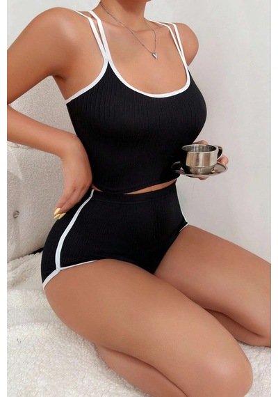 Ang Butik Kadın Siyah Beyaz Çapraz Lastik Detaylı Kaşkorse Şortlu Gecelik Takımı
