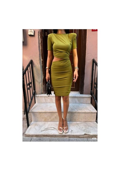Kadın Trend Model Krep Kumaş Bisiklet Yaka Büzgülü Kısa Kollu Elbise Yeşil