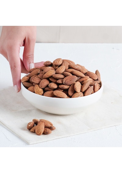 Bulutlar Kuruyemiş Badem İçi Çiğ Yerli 1000 Gr 1 KG