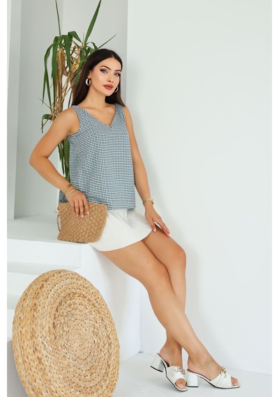 Lupinn Moda Kadın Turkuaz Beyaz Ekose Desenli V Yaka Arkası Çapraz Askılı Kolsuz Bluz Yeşil