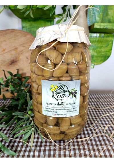 Aydın Yöresi Kalamata Cinsi Sofralık Tatlandırılmış Kırma Yeşil Zeytin 2 Kg