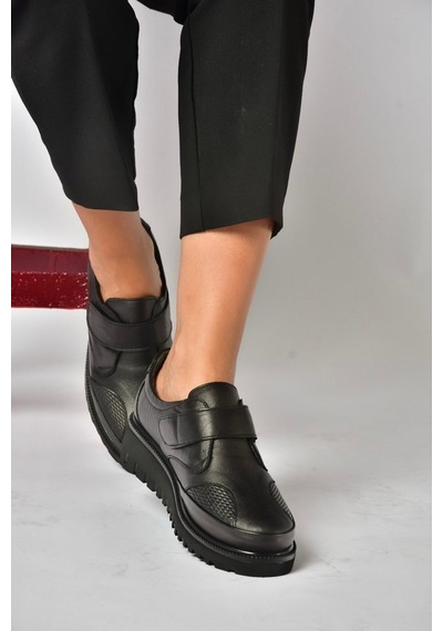 Fox Shoes Z555251003 Siyah Hakiki Deri Günlük Kadın Ayakkabı