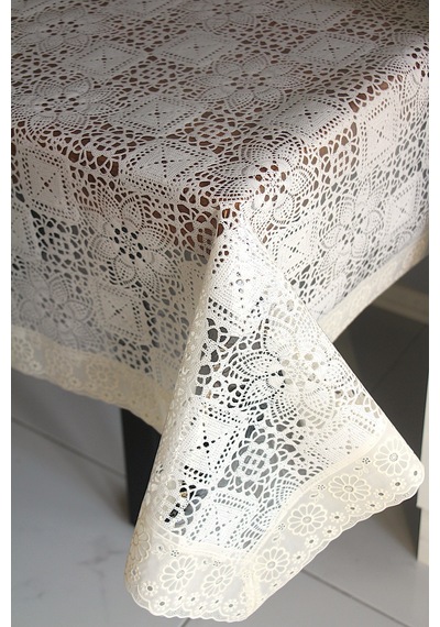 120x150 Cm Dantel Kenar Pvc Muşamba Masa Örtüsü Karemotifdantel-13 Bej