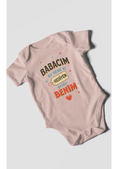 Babacım Bu Sene Ki Hediyen Geldi Benim Baskılı Bebek Zıbını Çıtçıtlı Body %100 Pamuk Kısa Kol Pastel Pembe