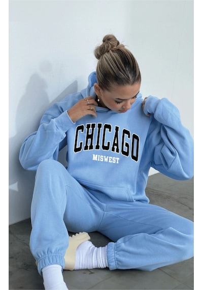 Eşofman Takımı Sweatshirt - Bebe Mavisi Baskılı Oversize Şardonlu Kapüşonlu Bebe Mavisi Eşofman Takımı Sweatshirt - Bebe Mavisi Baskılı Oversize Şardonlu Kapüşonlu Bebe Mavisi