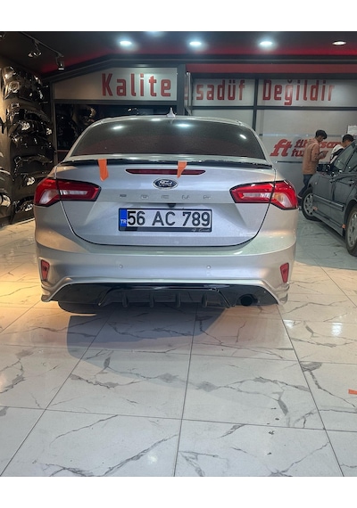 Ford Focus 4.5 Sedan Body Kit--- Fibersan Tuning