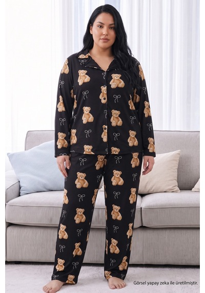 Siyah İnci Siyah Ayıcık Desenli Termal Kumaşlı Ultra Soft Yumuşak Büyük Beden Battal Boy Düğmeli Örme Pijama Takımı Siyah İnci Siyah Ayıcık Desenli Termal Kumaşlı Ultra Soft Yumuşak Büyük Beden Battal Boy Düğmeli Örme Pijama Takımı