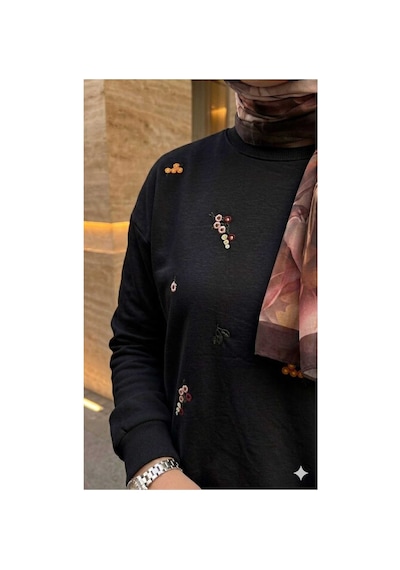Butik Nakış İşlemeli Tesettür Sweatshirt Siyah Tesettür Sweatshirt Siyah Tesettür Sweatshirt Butik Nakış İşlemeli Tesettür Sweatshirt Siyah Tesettür Sweatshirt Siyah Tesettür Sweatshirt