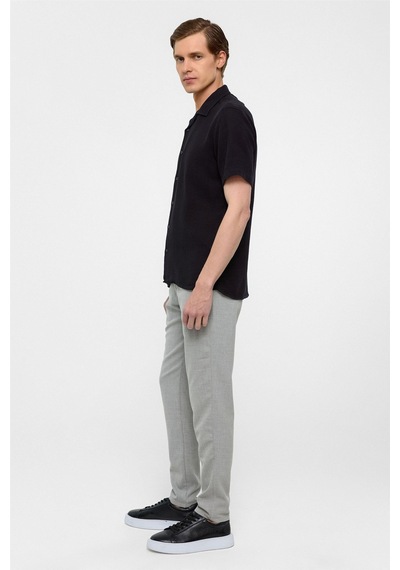 Süvari Siyah Slim Fit Düz Apaş Yaka Gömlek