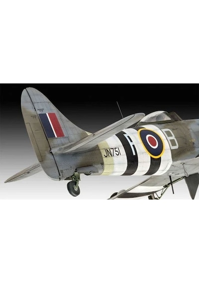 Revell Maket Seti Hawker Tempest 03851