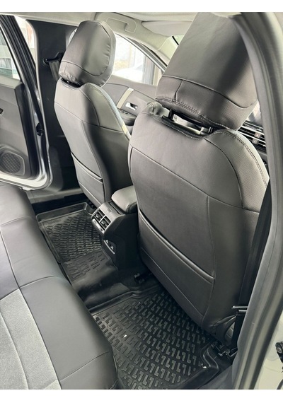 Citroen C4 2021-2024 Arası Uyumlu Arka Sırt 2+1 Arka Sırt Kolçaklı Model