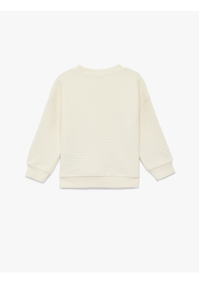 Koton Bisiklet Yaka Uzun Kollu Pamuklu Oversize Sweatshirt Ekru 6smb10096tk Ekru Koton Bisiklet Yaka Uzun Kollu Pamuklu Oversize Sweatshirt Ekru 6smb10096tk Ekru