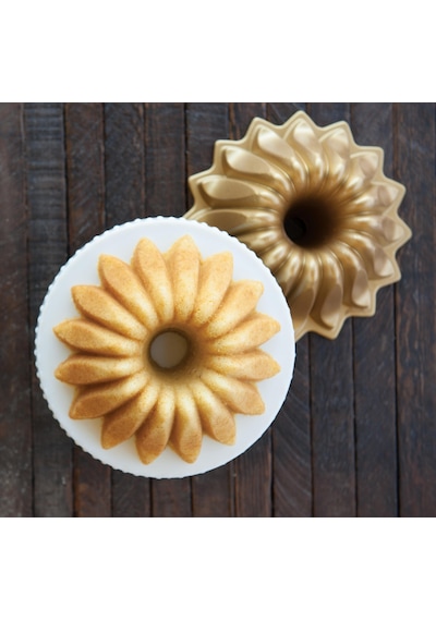 Nordicware Lotus Bundt Kek Kalıbı