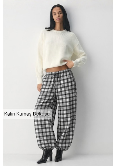 Madmext Beyaz Ekose Desenli Beli Lastikli Balon Pantolon Mg2905