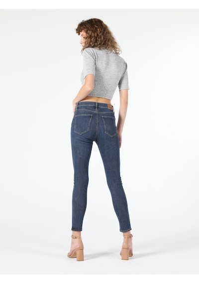 Colin's 759 Lara Orta Bel Dar Paça Süper Slim Fit Kadın Jean Pantolon CL1056568_Q1.V1_DN41620 Colin's 759 Lara Orta Bel Dar Paça Süper Slim Fit Kadın Jean Pantolon CL1056568_Q1.V1_DN41620