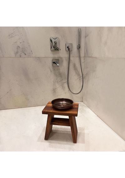 Shark Anatolia İroko Ahşap Banyo Taburesi Oturak Ve Oksit Bakır Hamam Tası Seti Çok Renkli