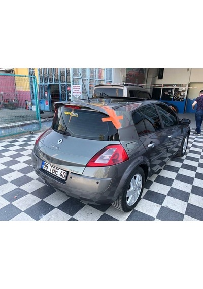 Megane 2 Hb Spoiler---Fibersan Tuning