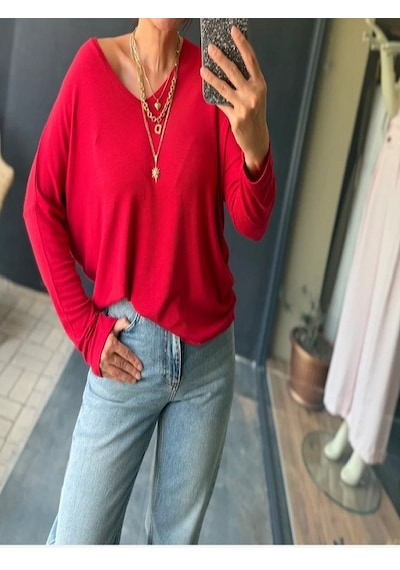 Mirve Butik V Yaka Yumoş Merserize Bluz Kırmızı