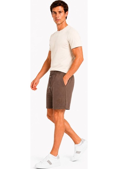 Erkek Regular Fit Beli Lastikli Bağcıklı Enjeksiyon Baskı Detaylı Bermuda Şort Kahverengi Erkek Regular Fit Beli Lastikli Bağcıklı Enjeksiyon Baskı Detaylı Bermuda Şort Kahverengi