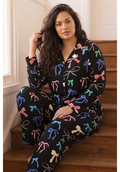 Siyah İnci Desenli Termal Kumaşlı Ultra Soft Yumuşak Büyük Beden Battal Boy Düğmeli Örme Pijama Takımı 26226504 Siyah Siyah İnci Desenli Termal Kumaşlı Ultra Soft Yumuşak Büyük Beden Battal Boy Düğmeli Örme Pijama Takımı 26226504 Siyah