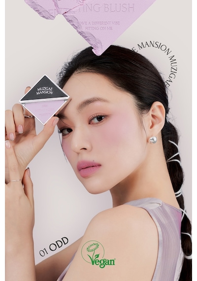 Ciltle Bütünleşen Ve Pürüzsüzleştiren, Yumuşak Dokulu Allık Muzıgae Mansıon Fitting Blush 01 Odd 01 Odd