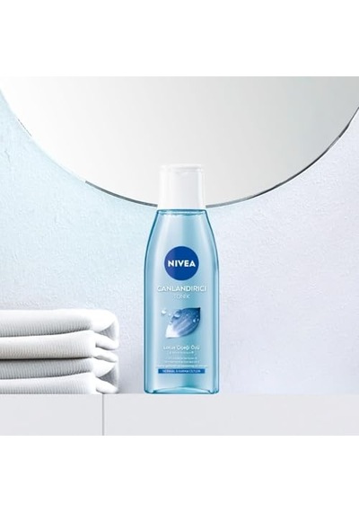 Nıvea Canlandırıcı Tonik 200ml, Nemlendirici, Lotus Çiçeği, Cildi Kurutmadan Temizler, Normal Ve Karma Cilt Tipleri
