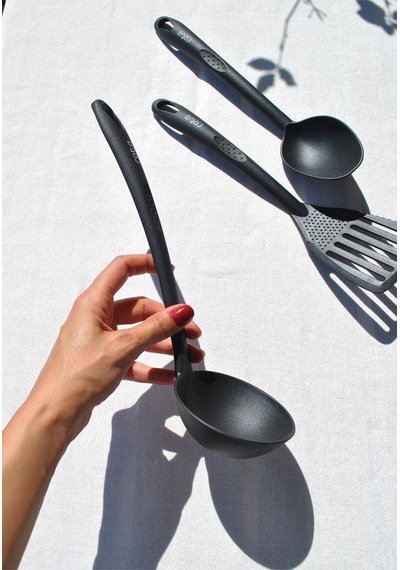 3 Adet Isıya Dayanıklı Yemek Hazırlık Seti Kaşık Kepçe Spatula Pratik Mutfak Servis Seti- Siyah