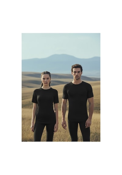 Blackspade Vücuda Oturan İçlik Unisex Termal Tişört Bisiklet Yaka, 2. Seviye Isı Koruma-9258 Siyah Blackspade Vücuda Oturan İçlik Unisex Termal Tişört Bisiklet Yaka, 2. Seviye Isı Koruma-9258 Siyah